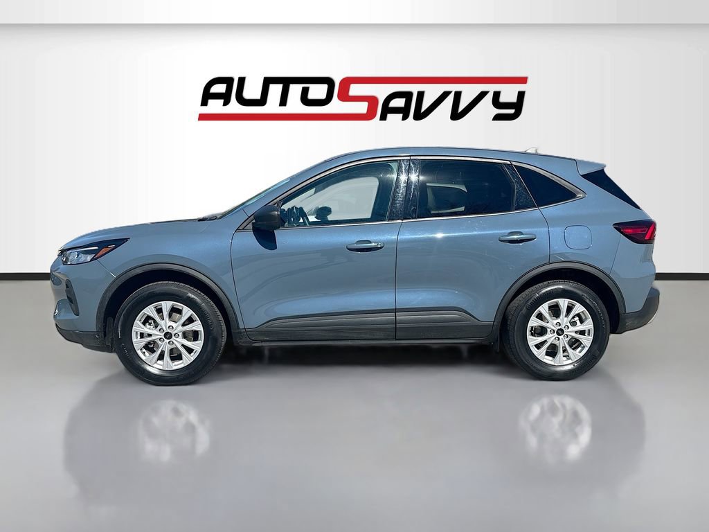 Used 2025 Ford Escape Active AWD/4WD image 4