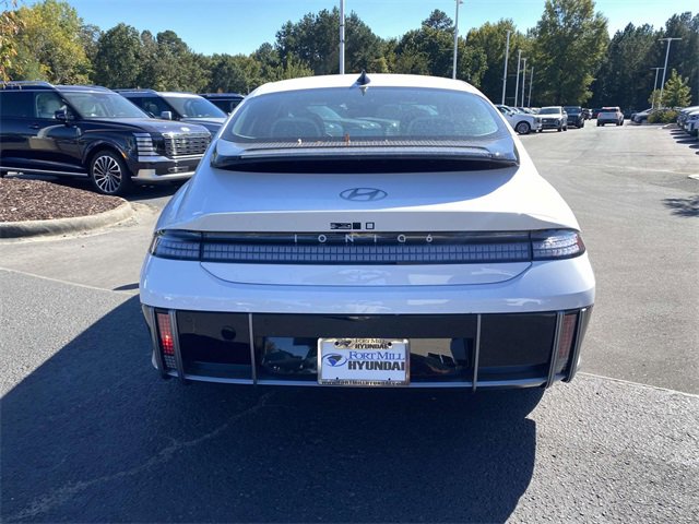 New 2025 Hyundai Ioniq 6 SEL image 5