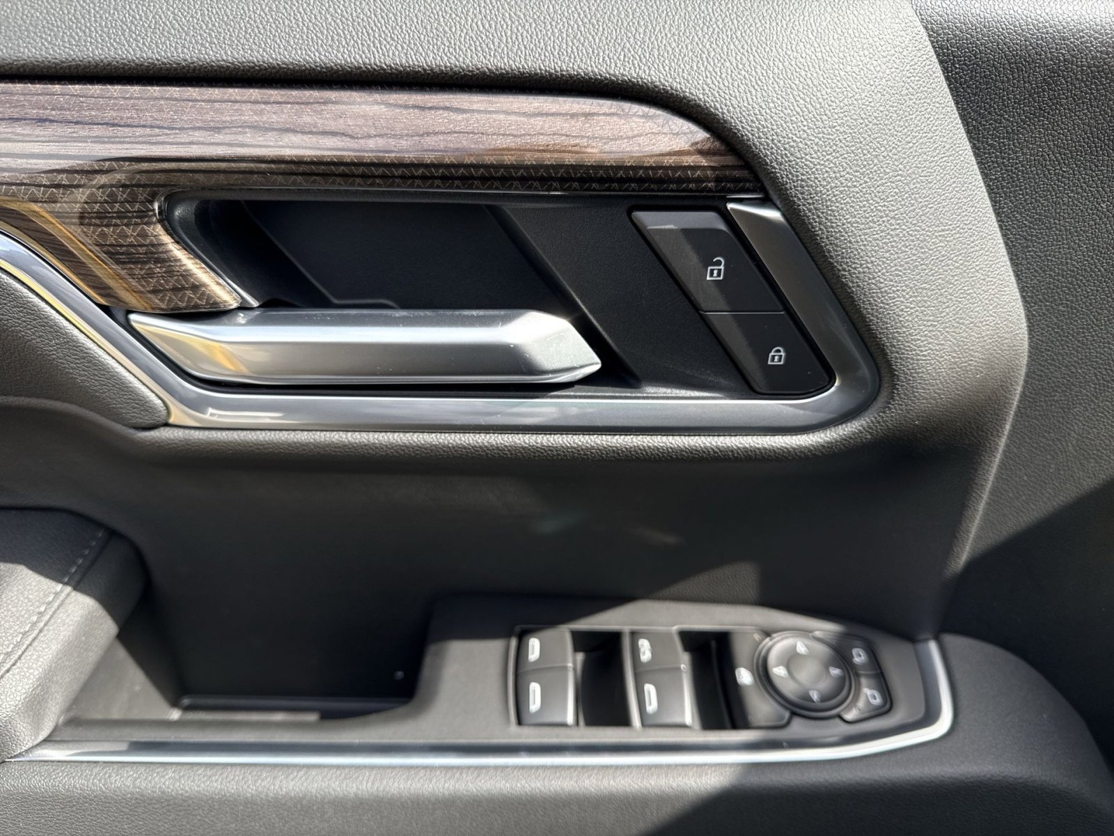 New 2026 Chevrolet Silverado 1500 LT image 15