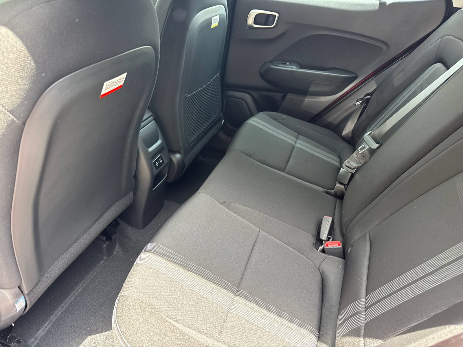 Used 2025 Hyundai Venue SEL FWD image 20