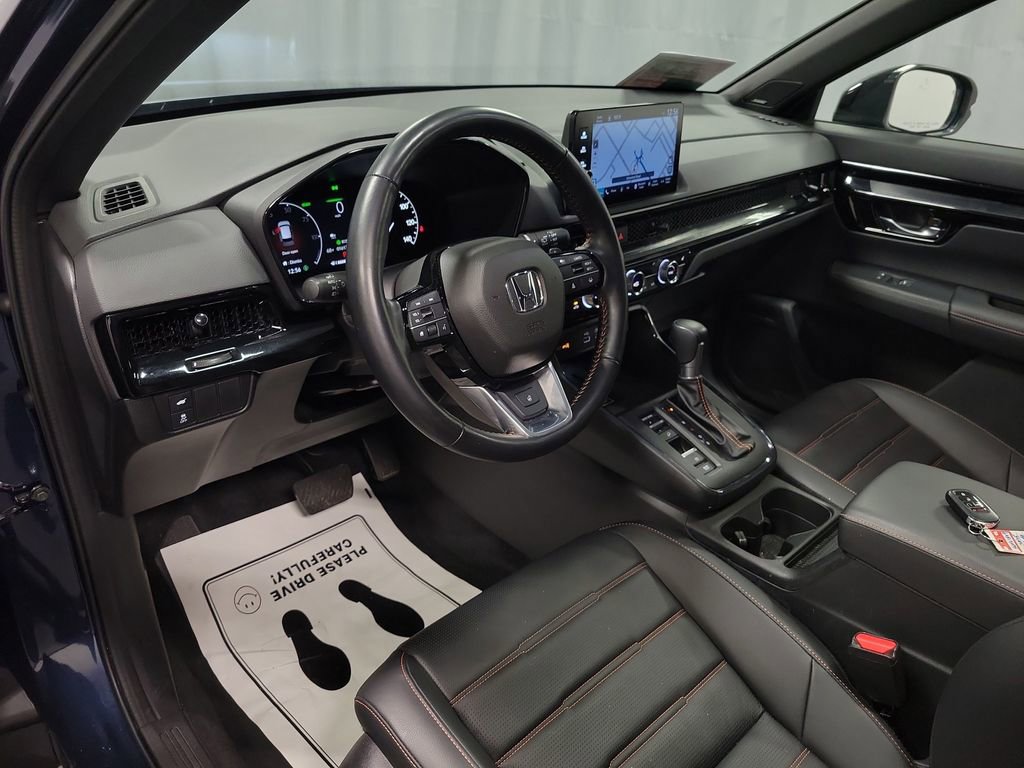 Used 2025 Honda CR-V Sport Touring image 13