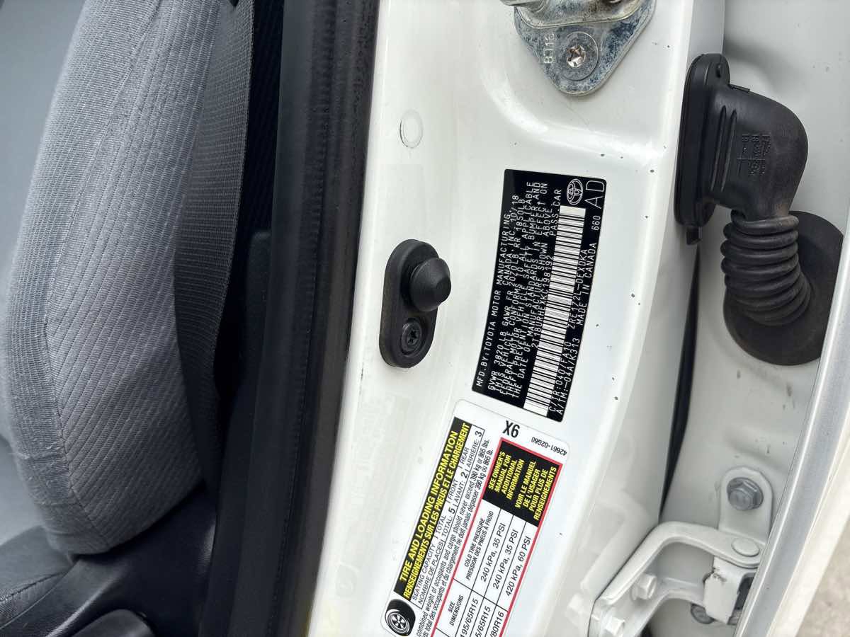 Used 2019 Toyota Corolla L w/ Carpet Mat Package (TMS) image 22