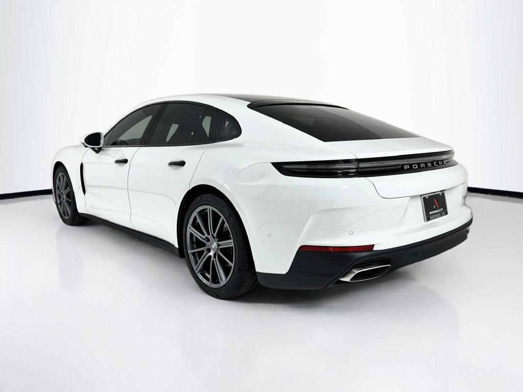 New 2026 Porsche Panamera RWD image 3
