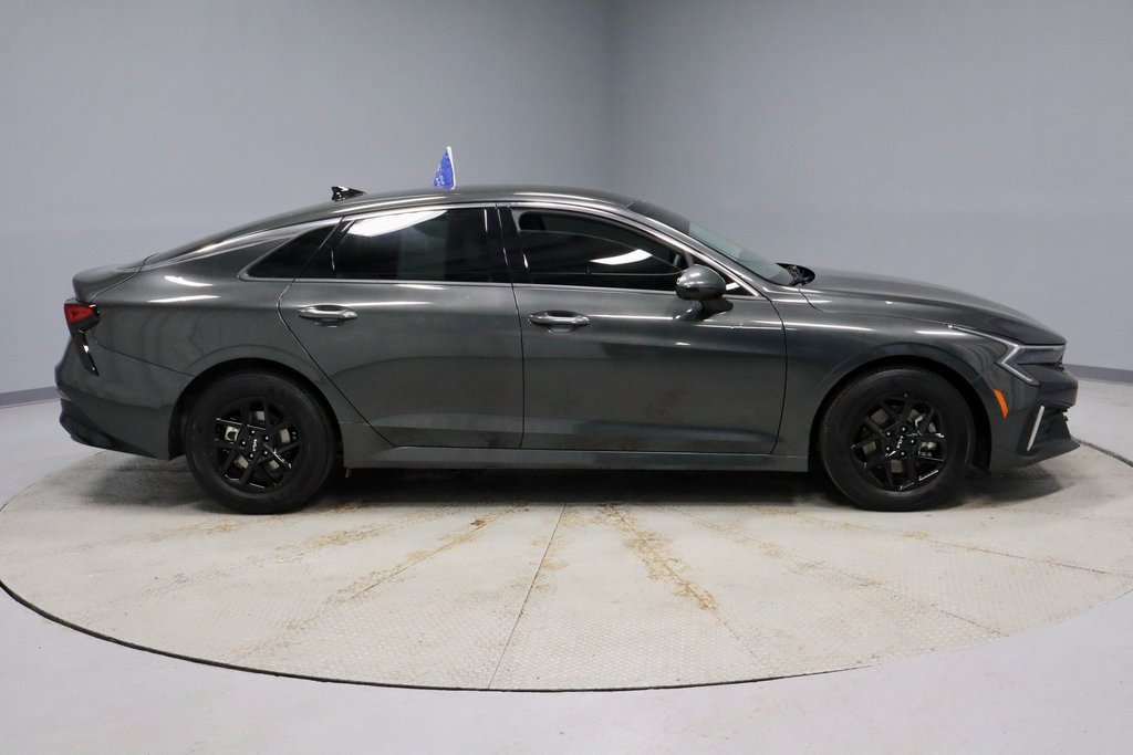 Used 2025 Kia K5 LXS image 11