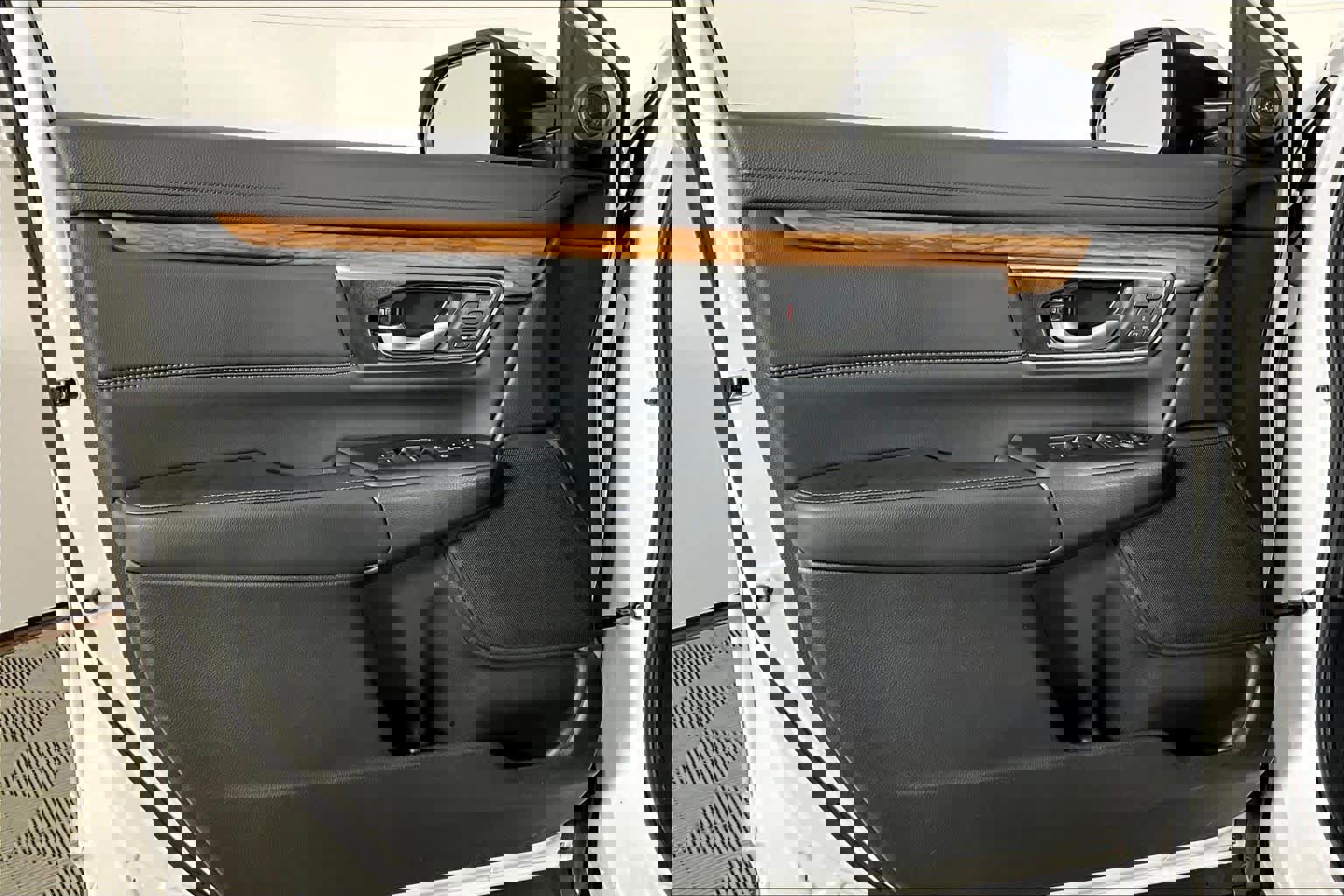 Used 2019 Honda CR-V Touring image 21