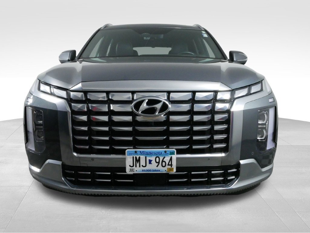 Used 2023 Hyundai Palisade Calligraphy w/ Cargo Package AWD/4WD image 3