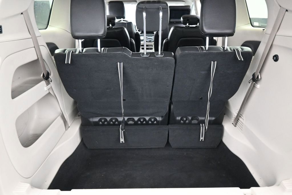 Used 2022 Chrysler Pacifica Touring-L FWD image 28