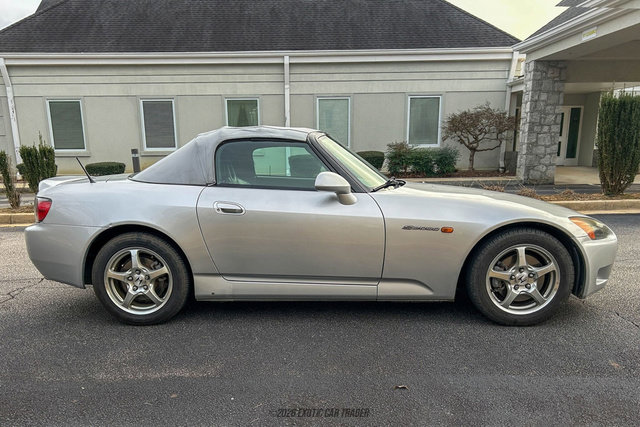 Used 2002 Honda S2000 image 17