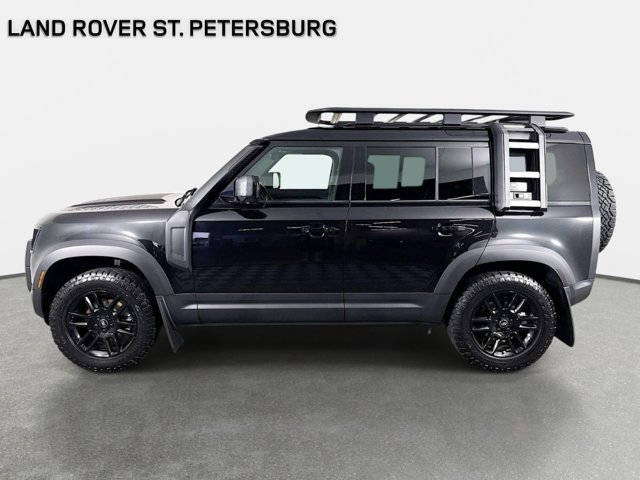 Certified 2023 Land Rover Defender 110 S AWD/4WD image 8