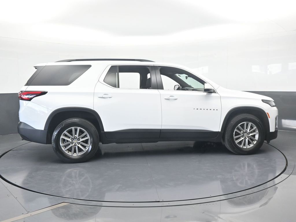 Used 2023 Chevrolet Traverse LT image 7