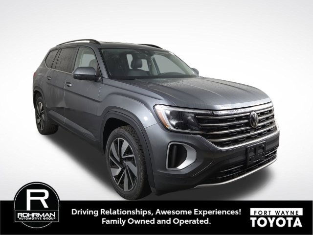 Used 2024 Volkswagen Atlas SE AWD/4WD image 4