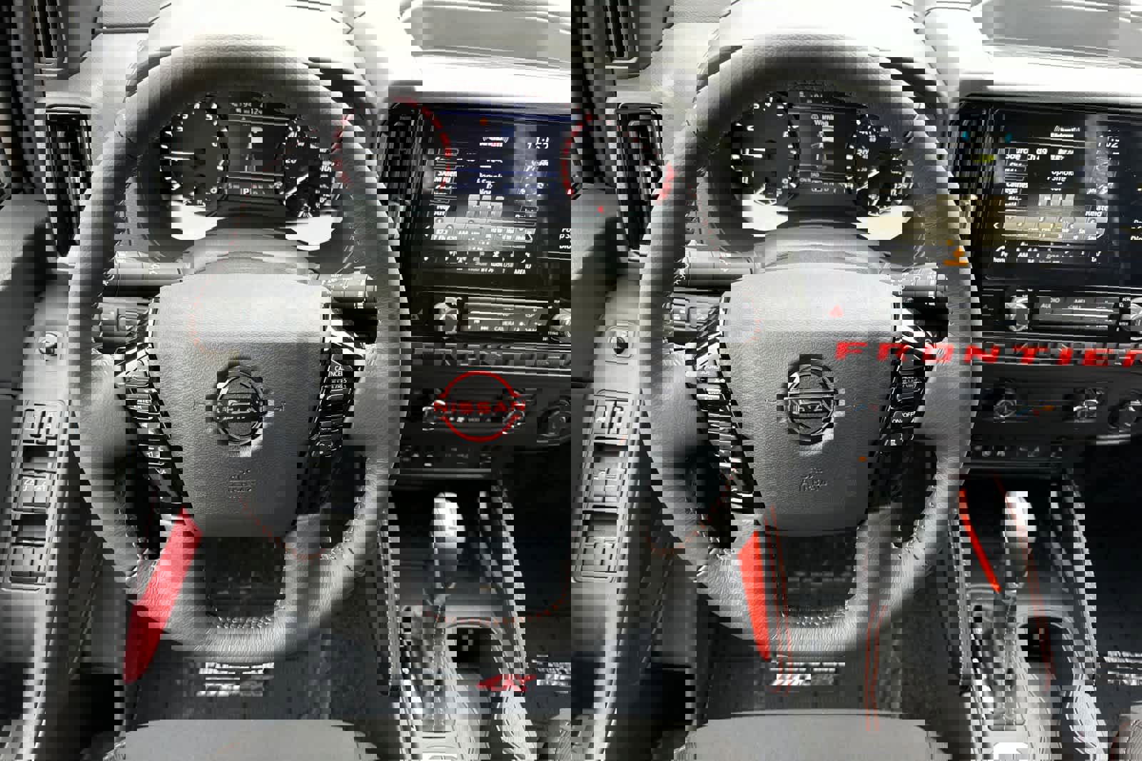 New 2026 Nissan Frontier PRO-4X w/ Pro-4x Convenience Package image 14