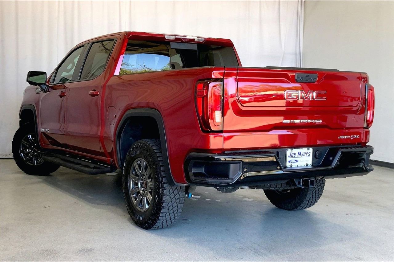 Used 2024 GMC Sierra 1500 AT4X image 10