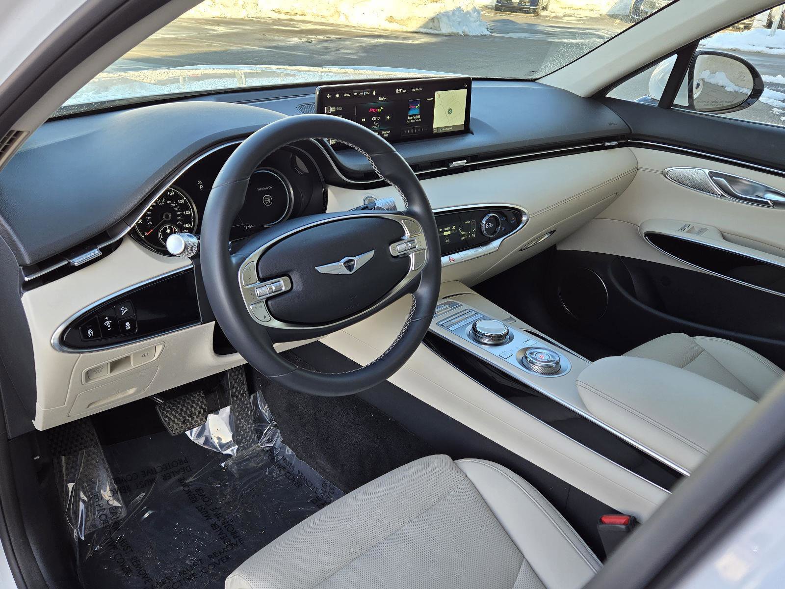 Used 2024 Genesis GV70 2.5T image 5