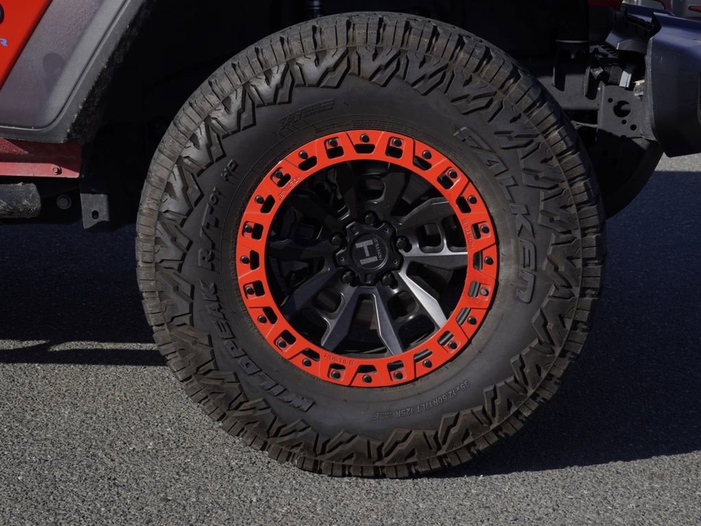Used 2024 Jeep Wrangler Unlimited AWD/4WD image 10