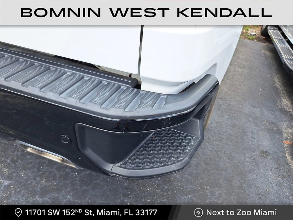 Used 2022 Chevrolet Silverado 1500 LT Trail Boss w/ Safety Package image 9