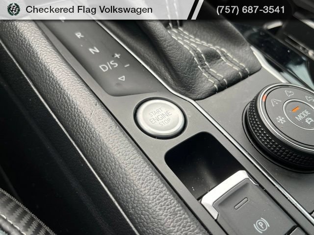 Used 2023 Volkswagen Atlas Cross Sport SEL R-Line AWD/4WD image 46