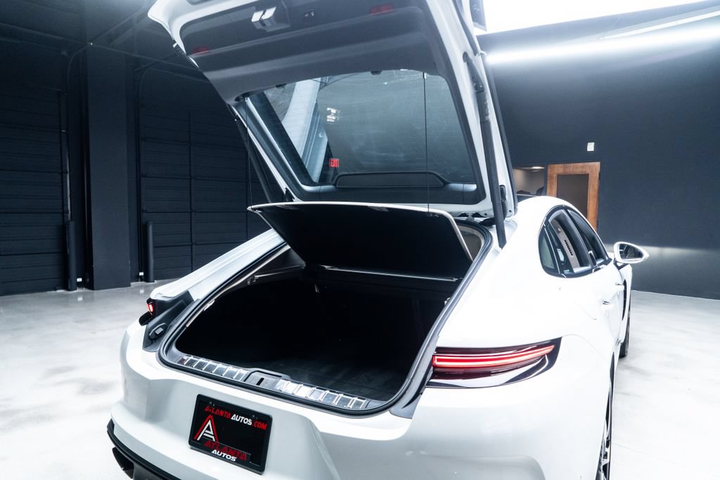 Used 2025 Porsche Panamera w/ Premium Package RWD image 44