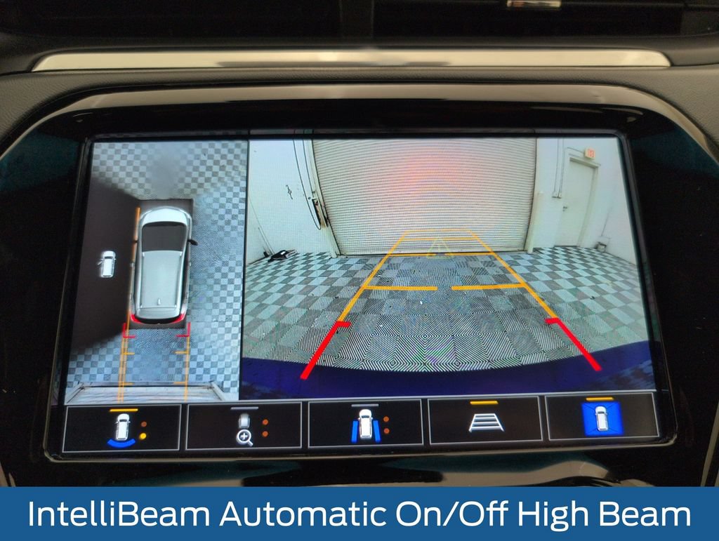 Used 2021 Chevrolet Bolt Premier w/ Infotainment Package FWD image 27