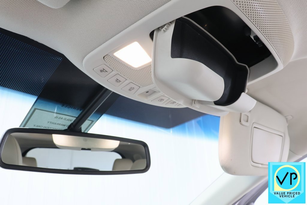 Used 2018 Ford Edge Titanium w/ Equipment Group 301A image 17