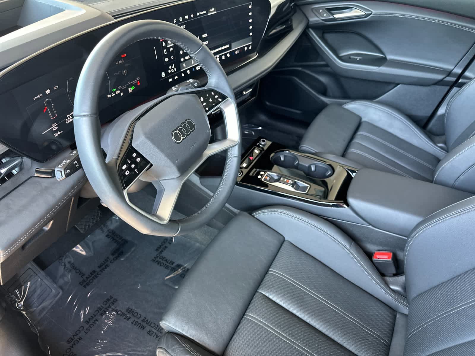 Used 2025 Audi Q6 e-tron Premium Plus w/ Premium Plus AWD/4WD image 11