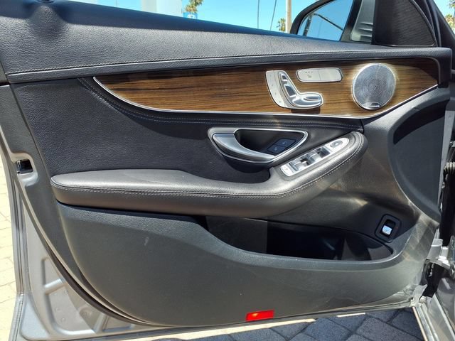 Used 2015 Mercedes-Benz C 300 4MATIC Sedan image 18