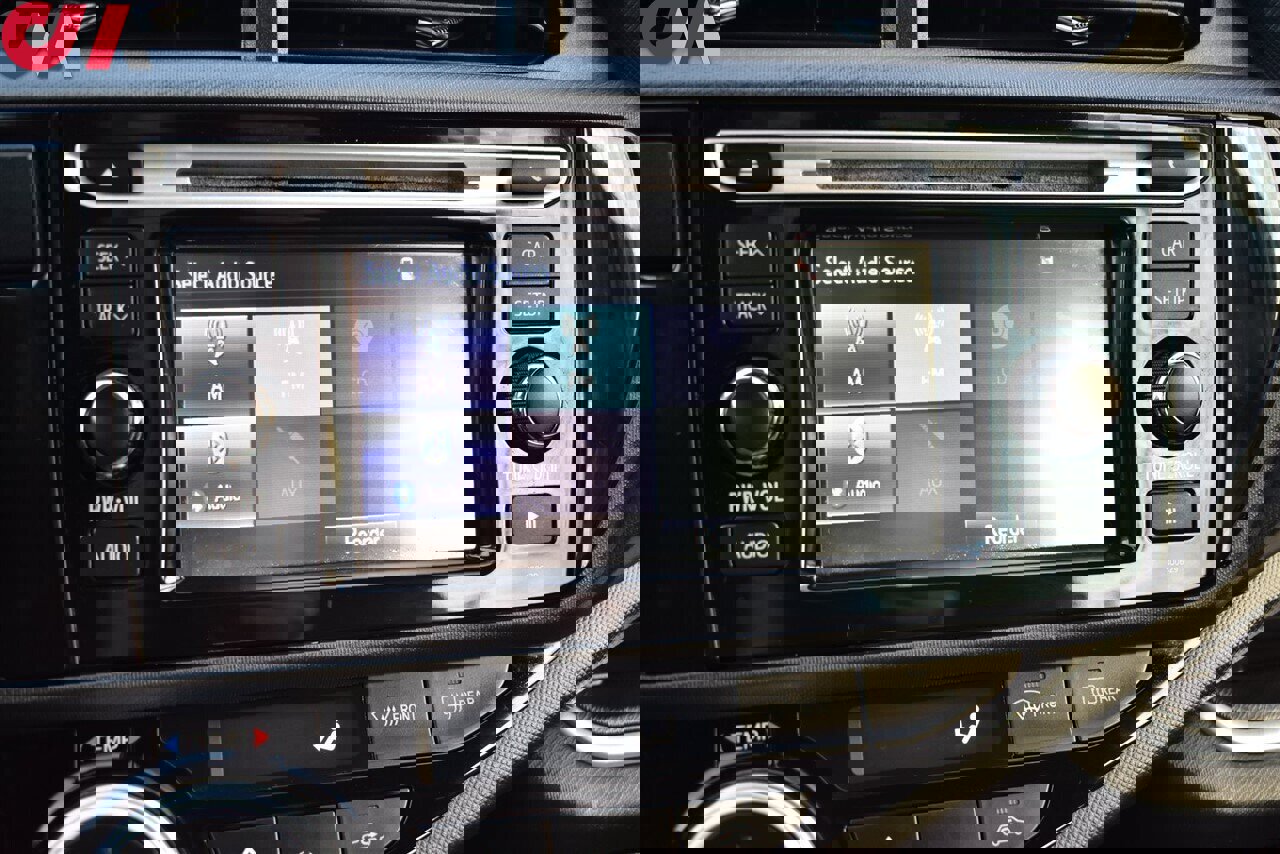 Used 2017 Toyota Prius C One image 19