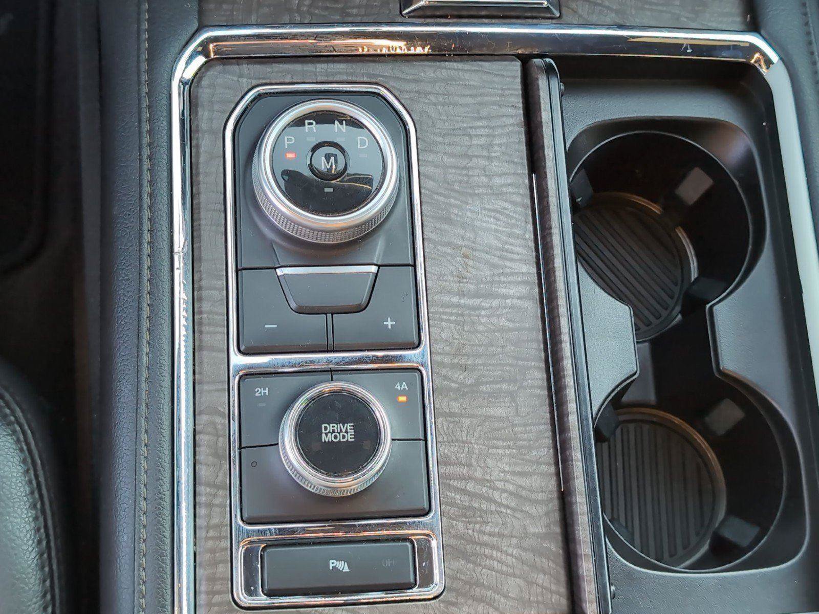 Used 2021 Ford Expedition Limited AWD/4WD image 25