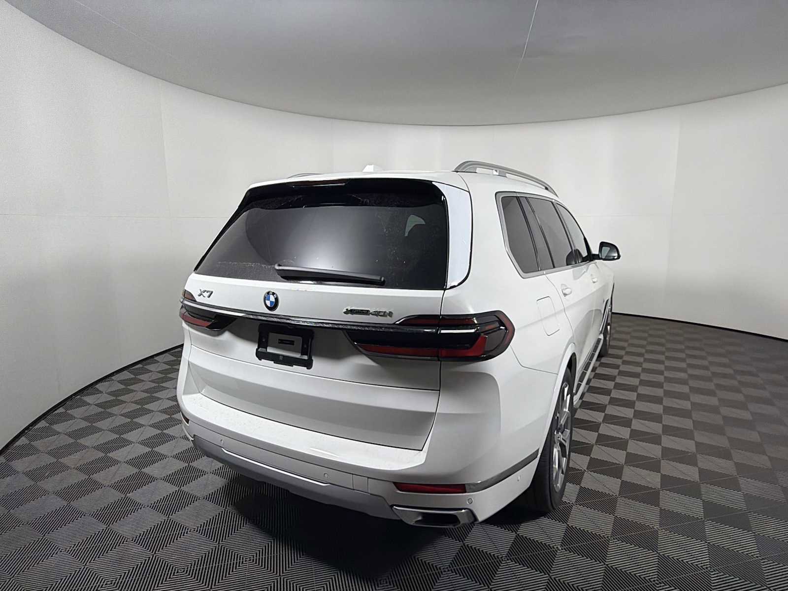 New 2026 BMW X7 xDrive40i image 9