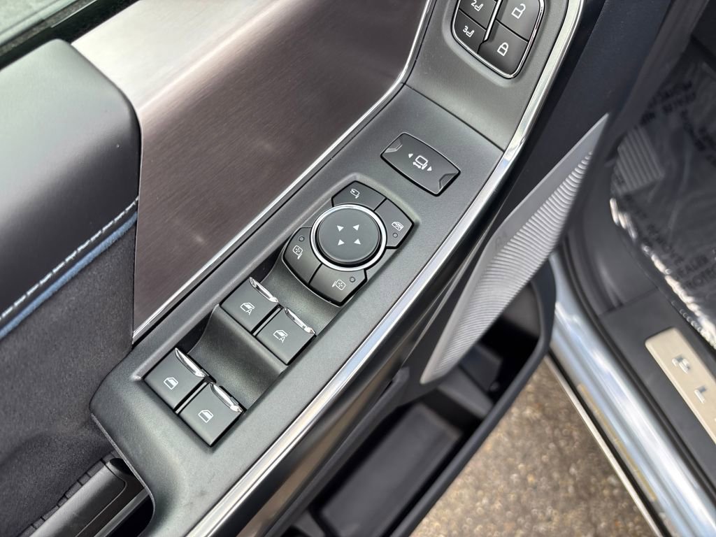 New 2026 Ford F450 Platinum w/ FX4 Off-Road Package image 15