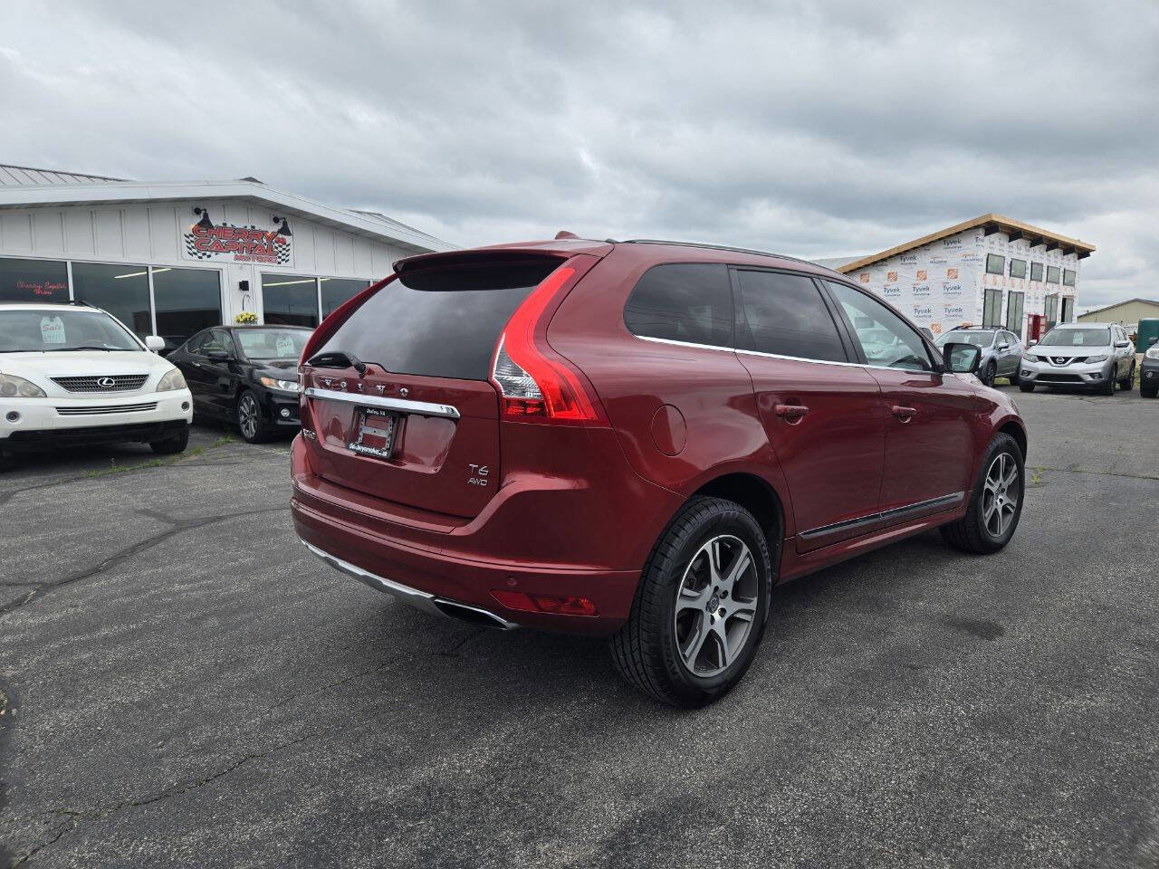 Used 2015 Volvo XC60 T6 Premier Plus image 11