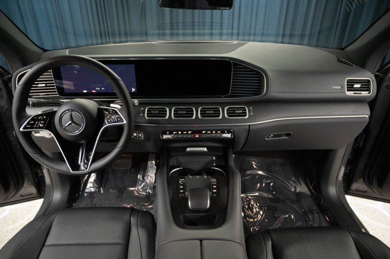 New 2026 Mercedes-Benz GLE 450 4MATIC Coupe image 13