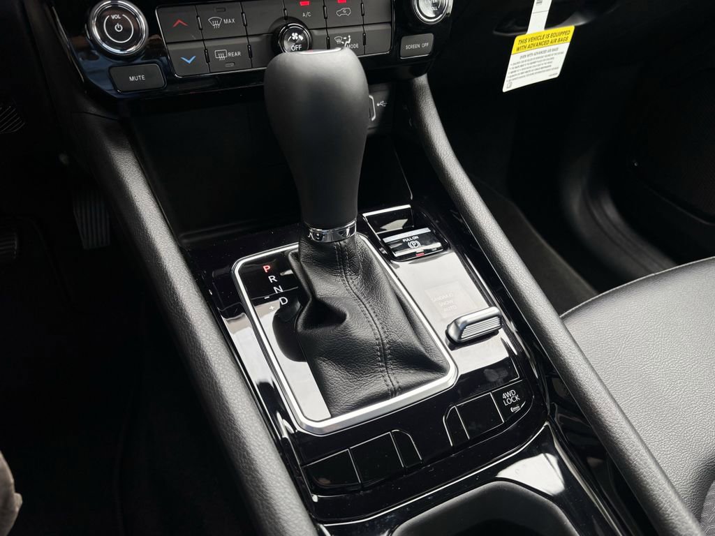 New 2026 Jeep Compass Latitude AWD/4WD image 19