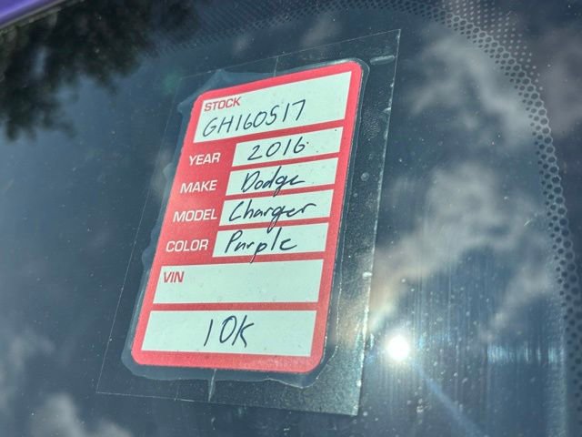 Used 2016 Dodge Charger R/T w/ Plus Group RWD image 9