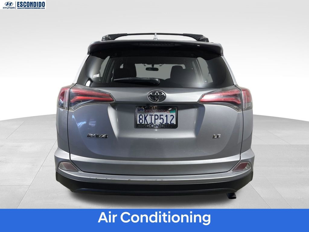 Used 2016 Toyota RAV4 LE FWD image 4