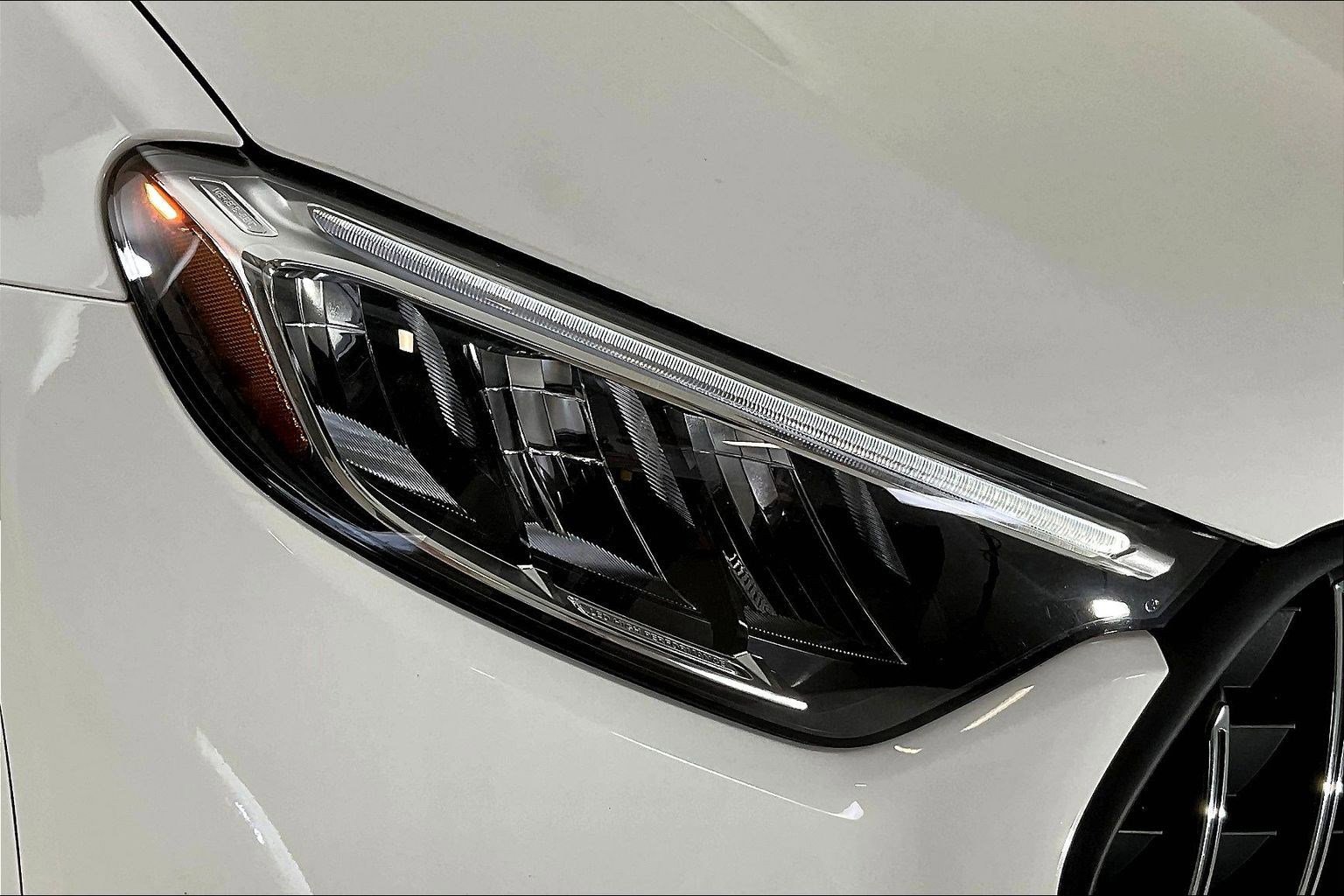 Certified 2025 Mercedes-Benz GLC 43 AMG 4MATIC image 32