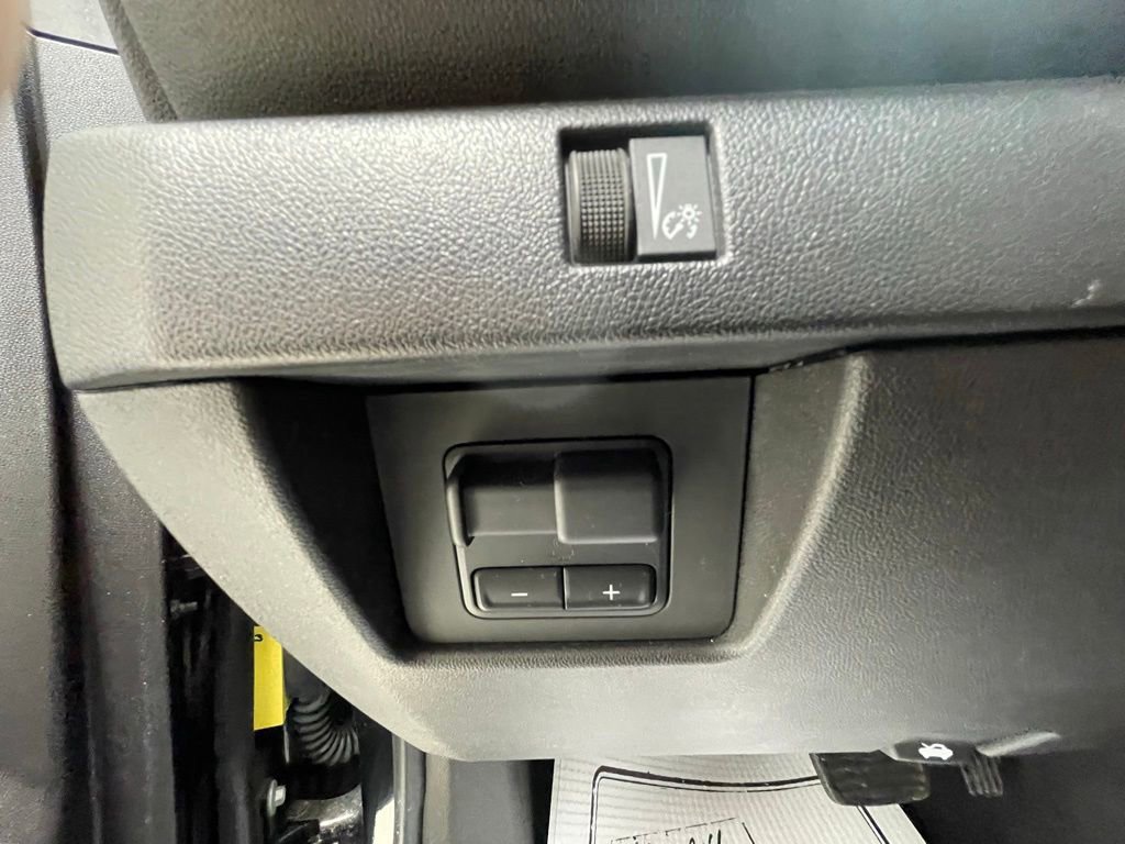 Used 2023 Chevrolet Colorado Trail Boss w/ Advanced Trailering Package AWD/4WD image 16