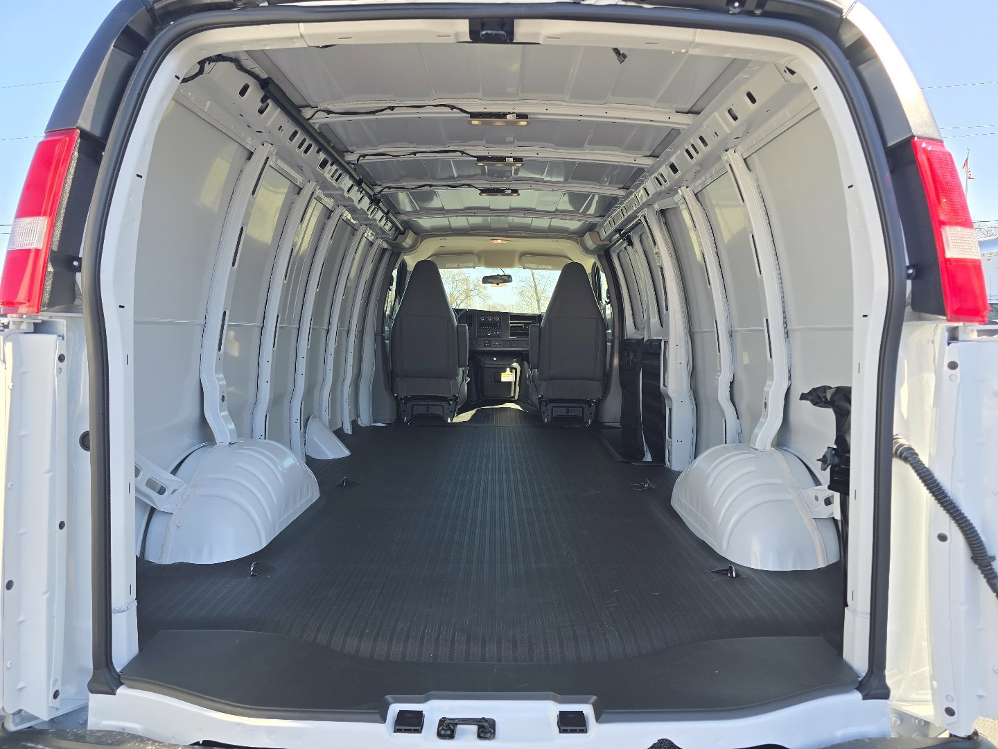 New 2026 Chevrolet Express 2500 Extended w/ Driver Convenience Package RWD image 12