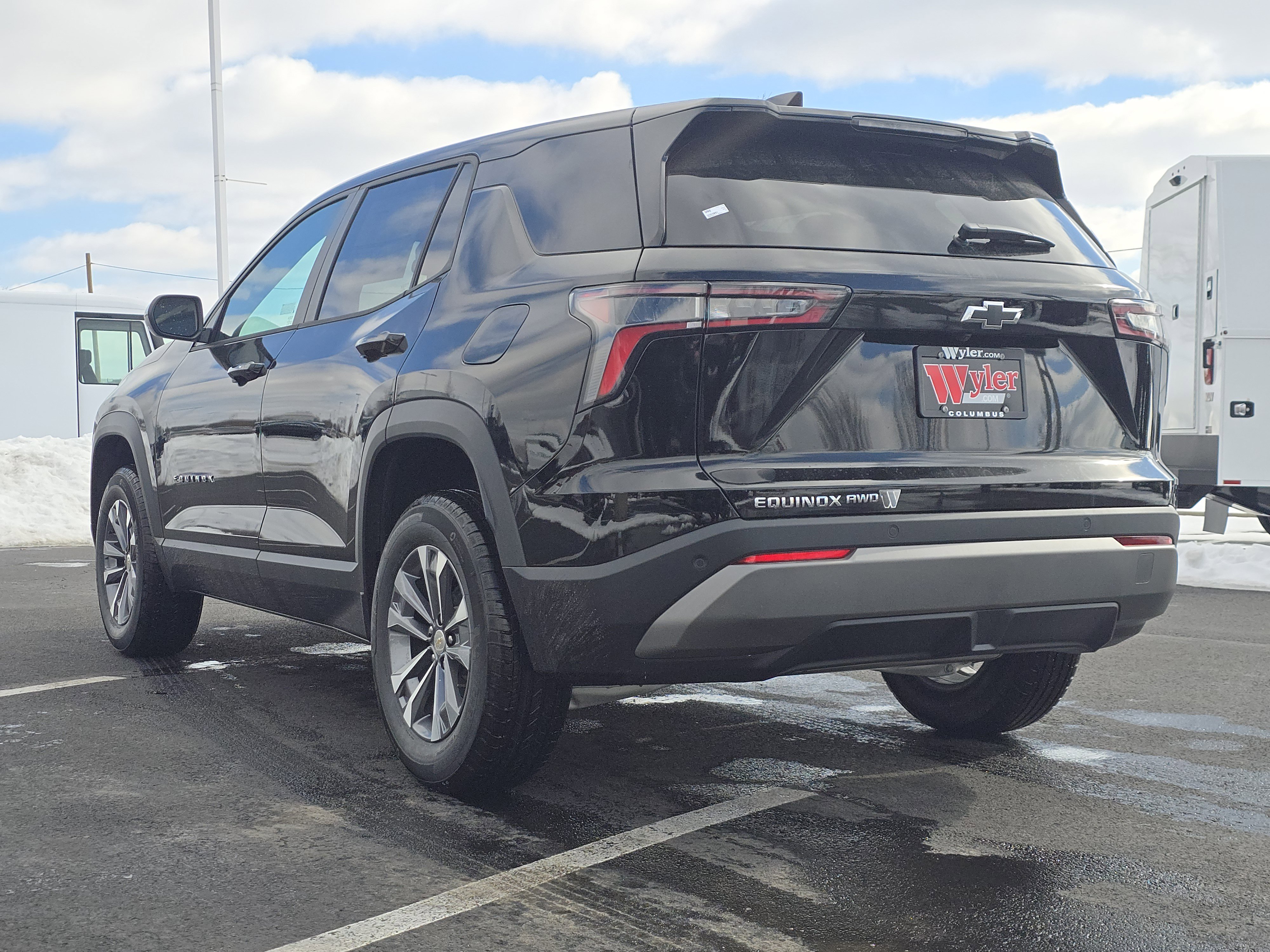 New 2026 Chevrolet Equinox LT image 7