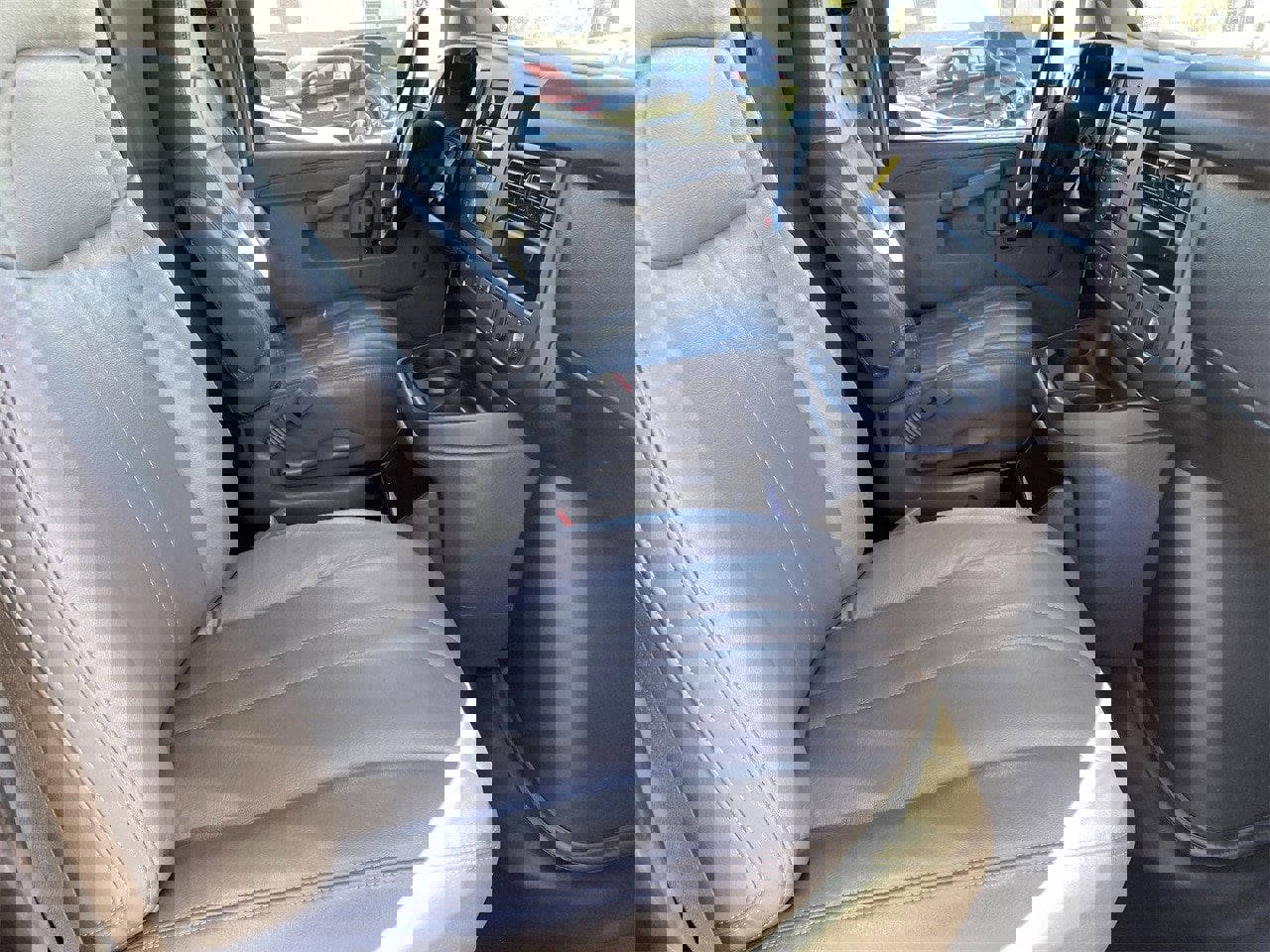 Used 2023 GMC Savana 2500 Extended w/ Driver Convenience Package image 9