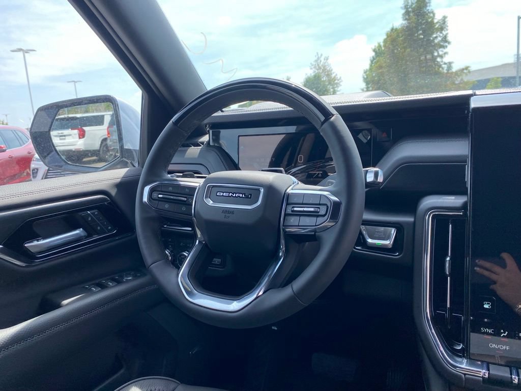 New 2026 GMC Yukon Denali w/ Advanced Technology Package AWD/4WD image 31