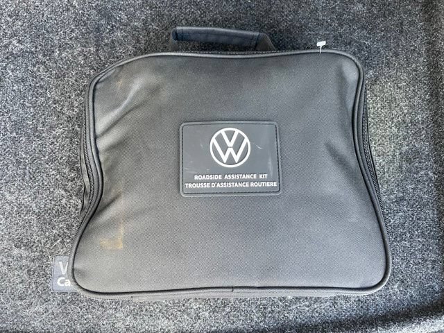 Used 2022 Volkswagen Tiguan SE AWD/4WD image 52