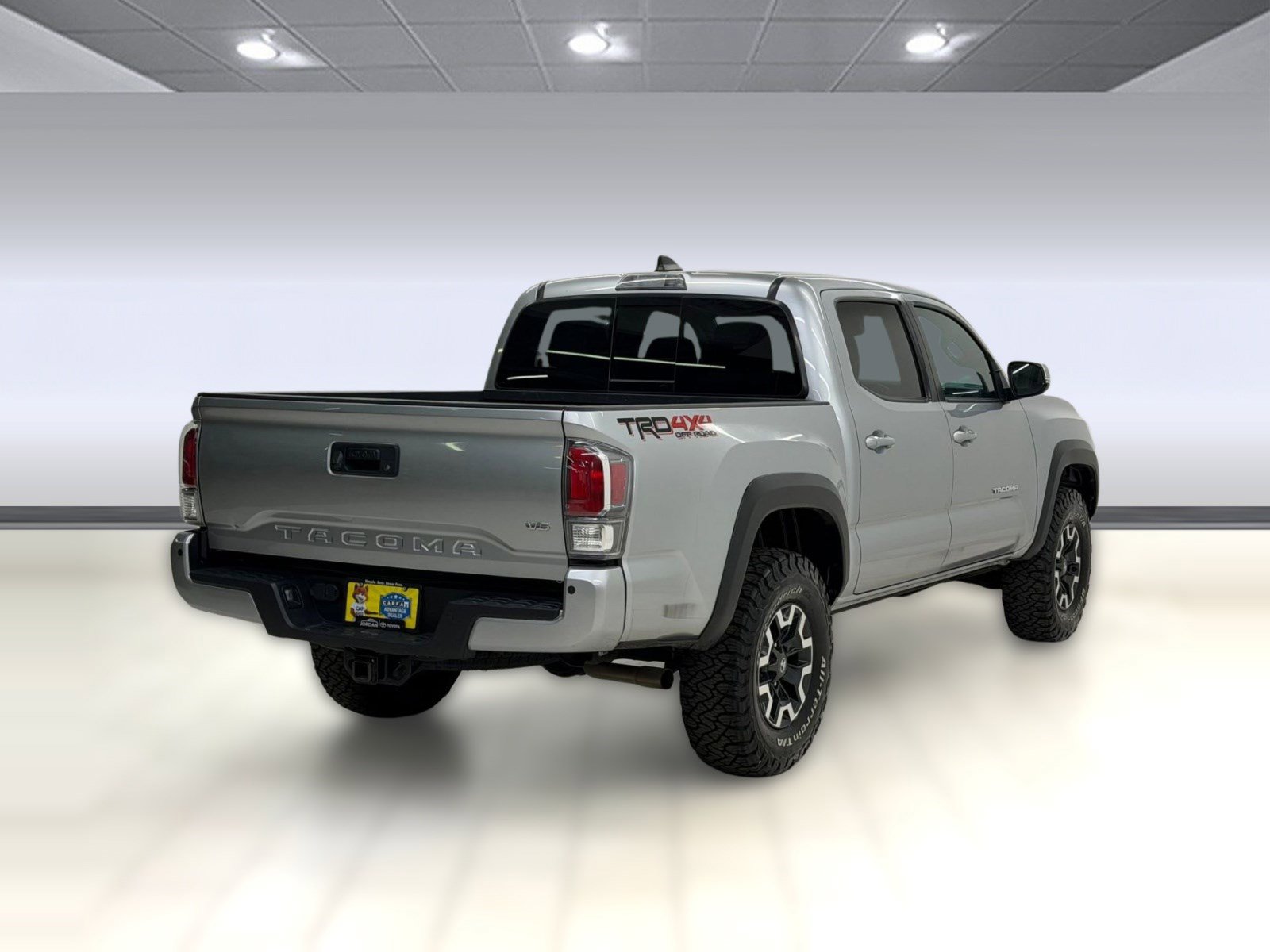 Used 2022 Toyota Tacoma TRD Off-Road w/ Technology Package AWD/4WD image 7