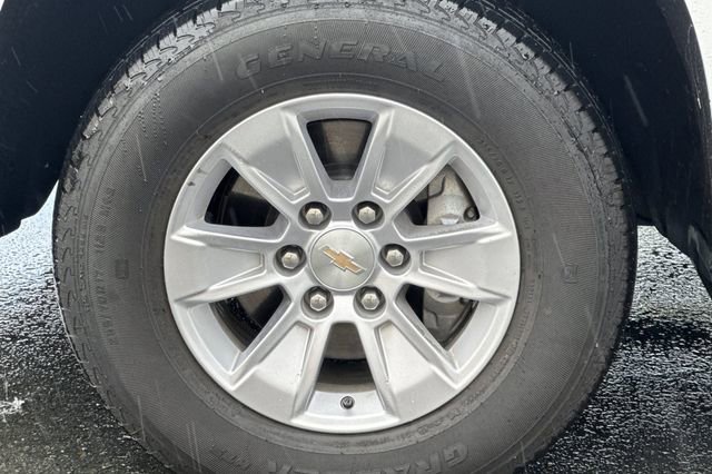 Used 2025 Chevrolet Silverado 1500 W/T image 38