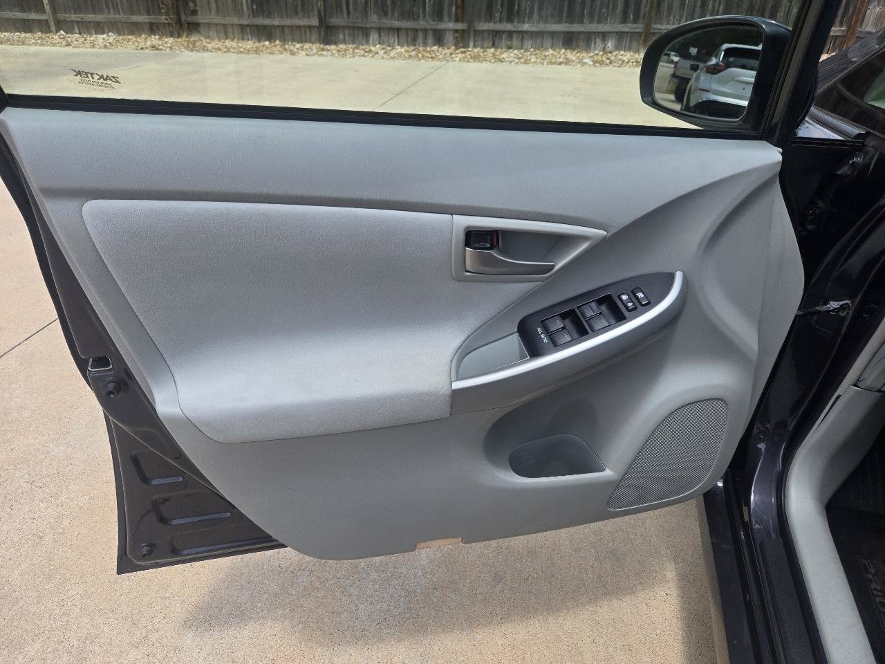 Used 2012 Toyota Prius Three FWD image 16