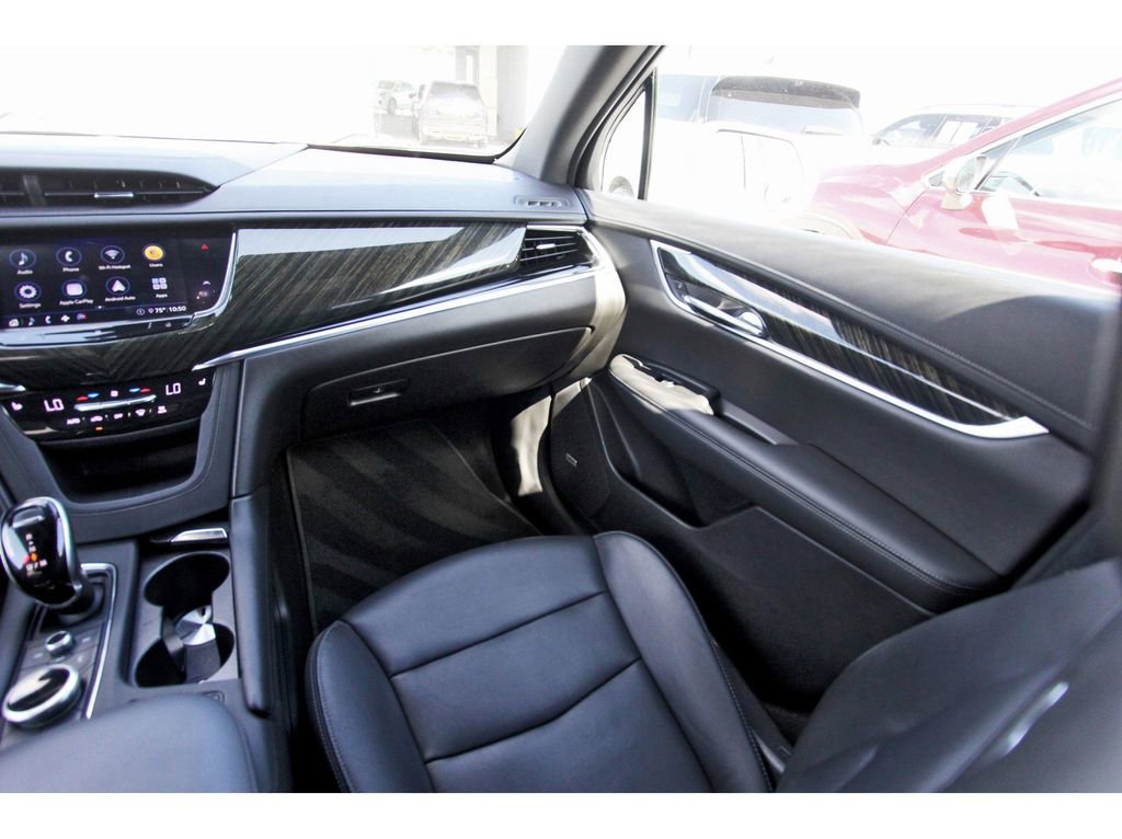 Used 2020 Cadillac XT6 Premium Luxury image 10