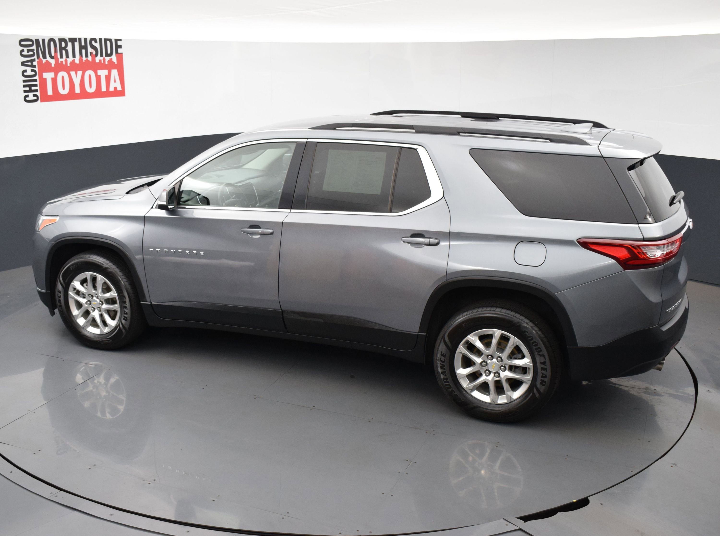 Used 2021 Chevrolet Traverse LT AWD/4WD image 10