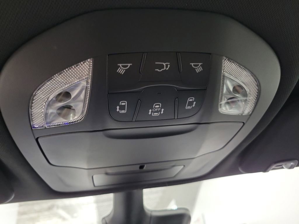 New 2026 Chrysler Pacifica Select w/ S Appearance Package AWD/4WD image 25