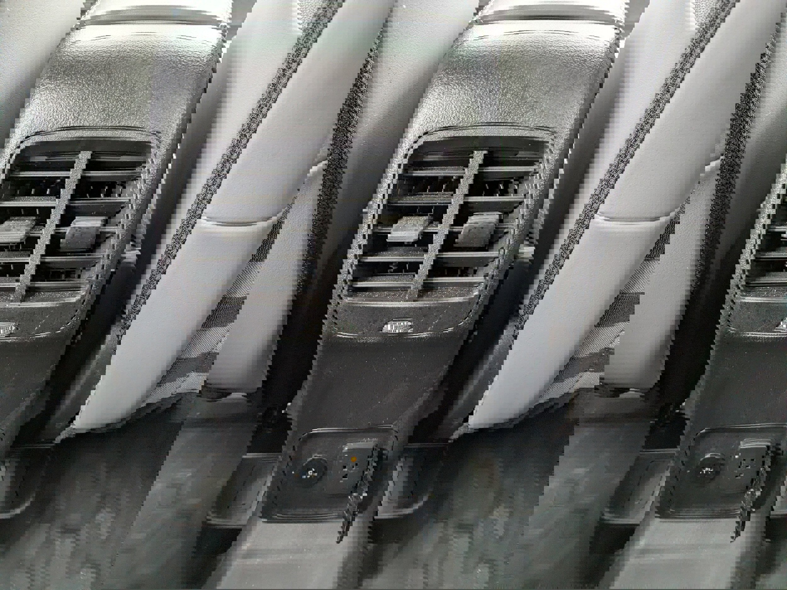 Used 2025 Ford Bronco Sport Badlands image 17