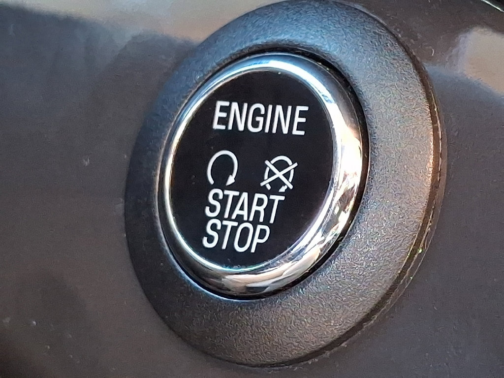 Used 2016 Ford Escape Titanium w/ Equipment Group 301A AWD/4WD image 28